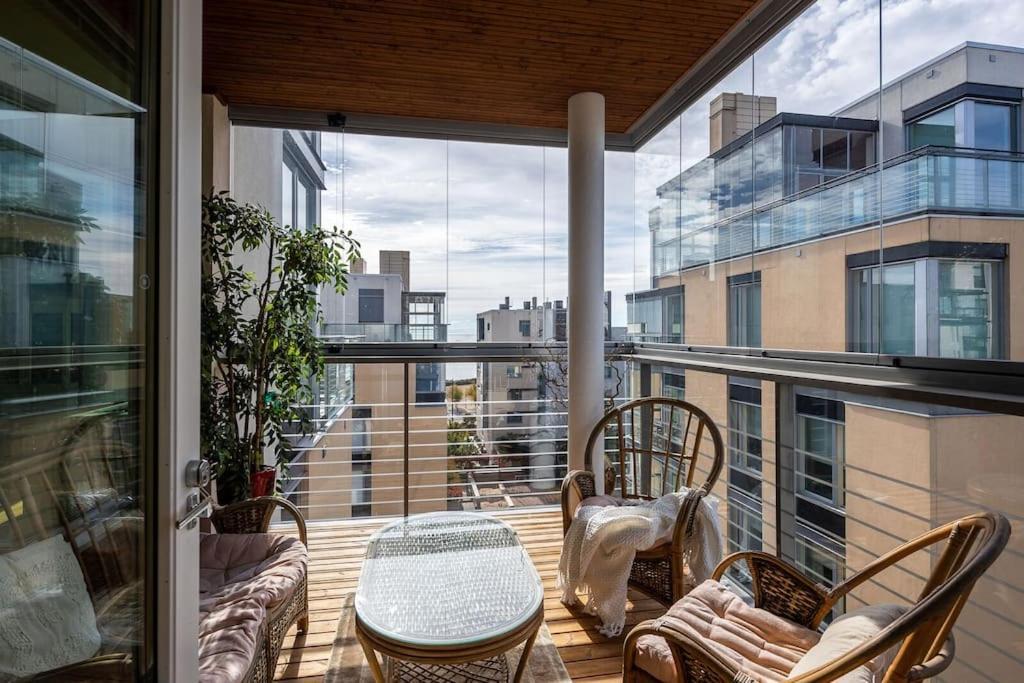 Spacious Home With Four Terrace, Sauna, Sea View Helsinki Exterior foto